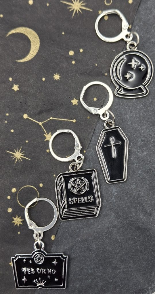 Charms from beyond - Stitchmarker Set