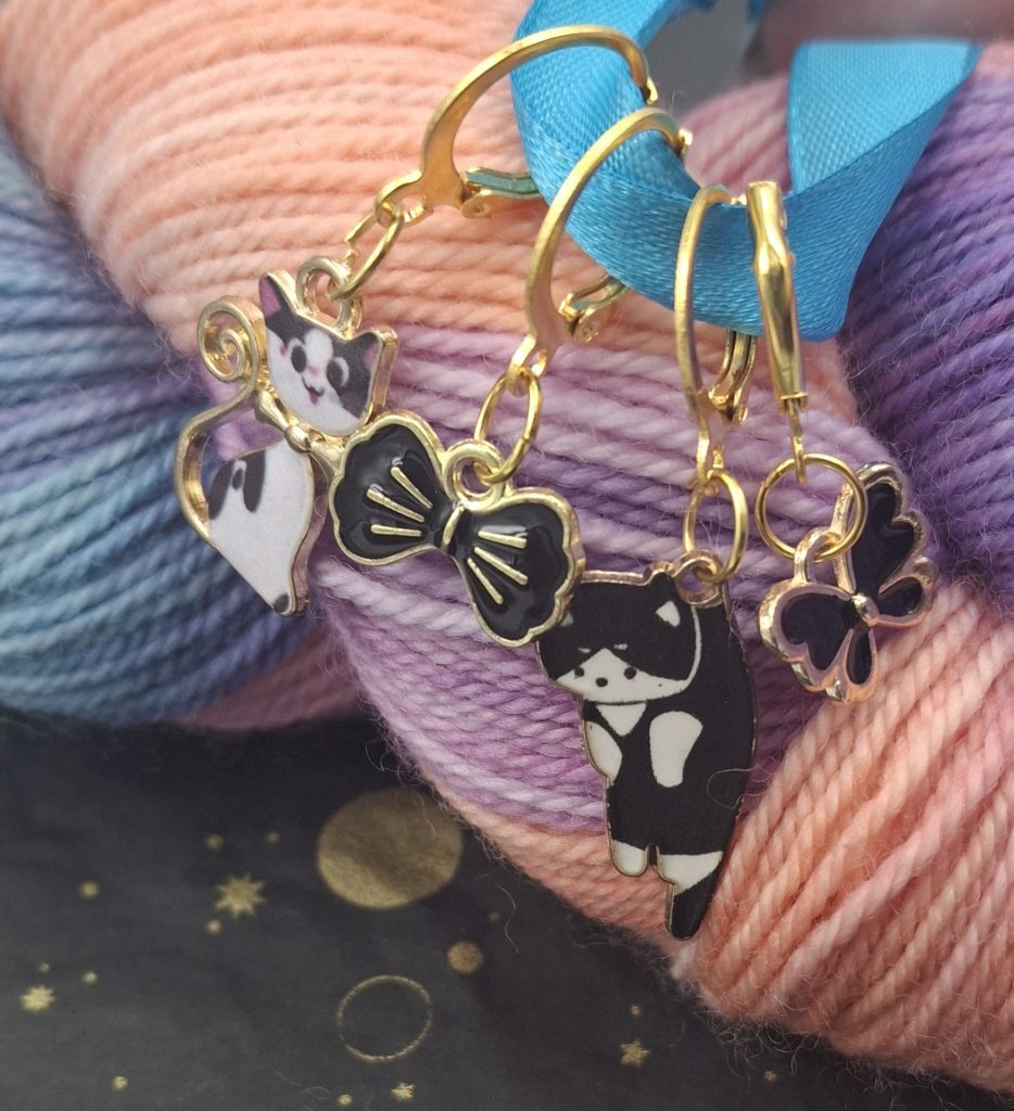 Kitties, bows & Butterflies